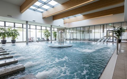 Indoor leisure pool